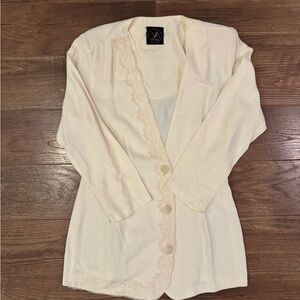 Vintage Victoria Ashley 80s Cream Blazer with Lace and Pearl Detail